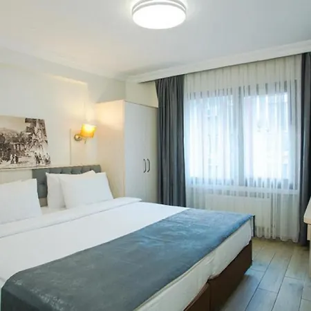 Sim Old Hotel