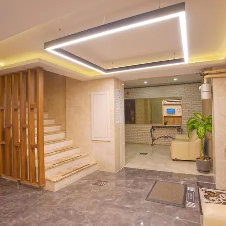 Sim Old Hotell 3*