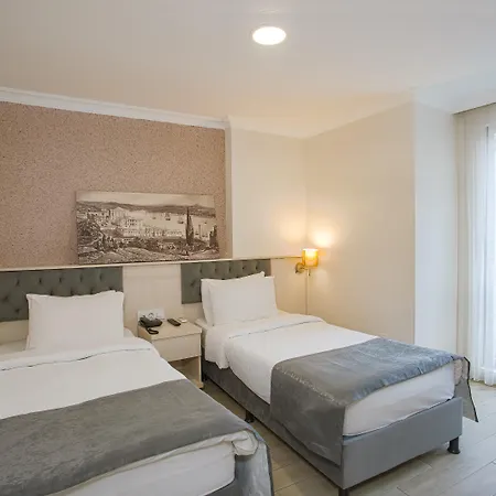 Sim Old Hotell 3*