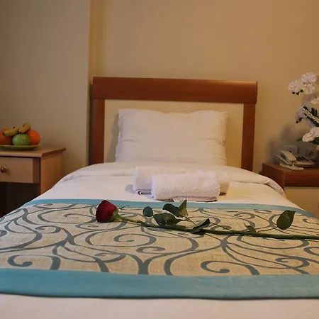 Sim Old Hotell 3*
