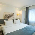 Sim Old Hotel