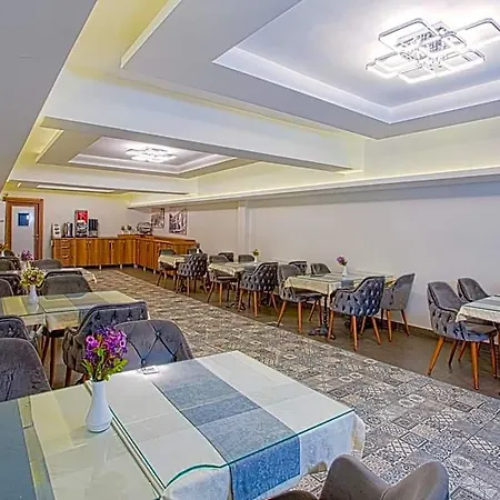 Hotel Sim Old 4*