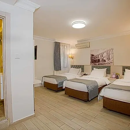 Sim Old Hotel